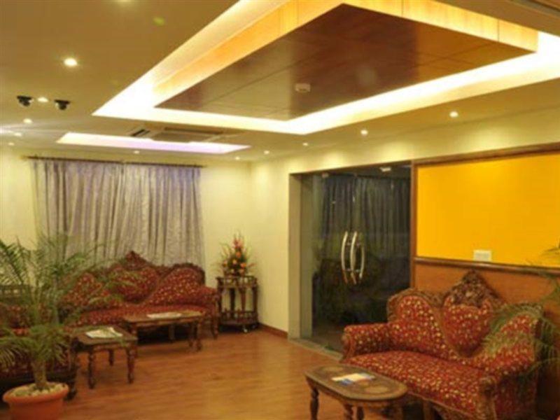 Hotel Emarald, New Delhi Nova Deli Exterior foto